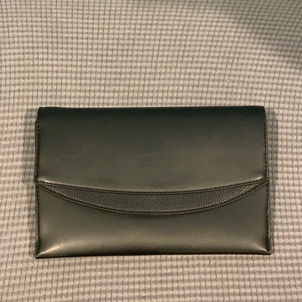 New Black Target Clutch